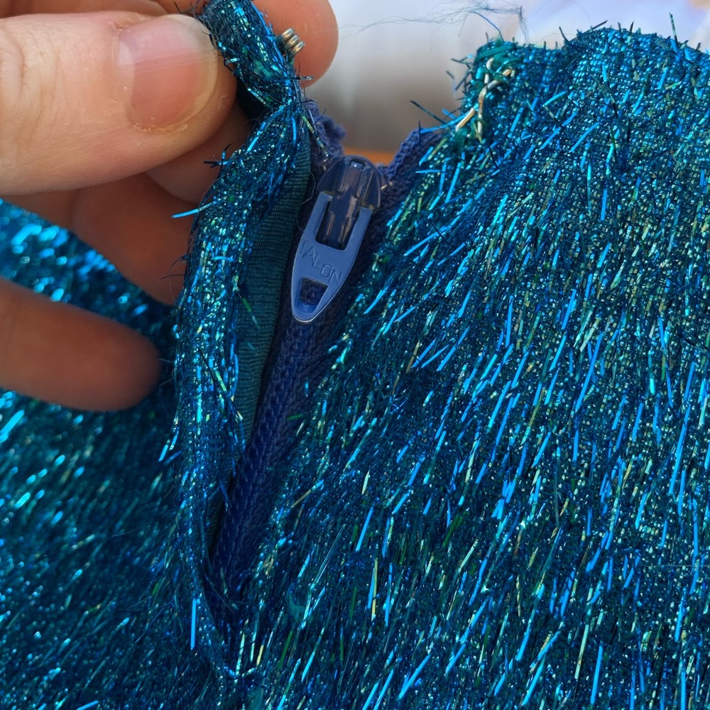 60s/70s tinsel gown - Picture 4 of 5